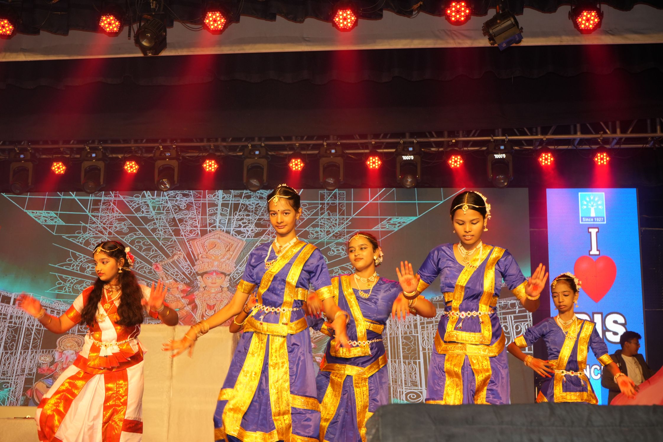 AvatarPIS Chinchwad VIII I + VIII J Boys