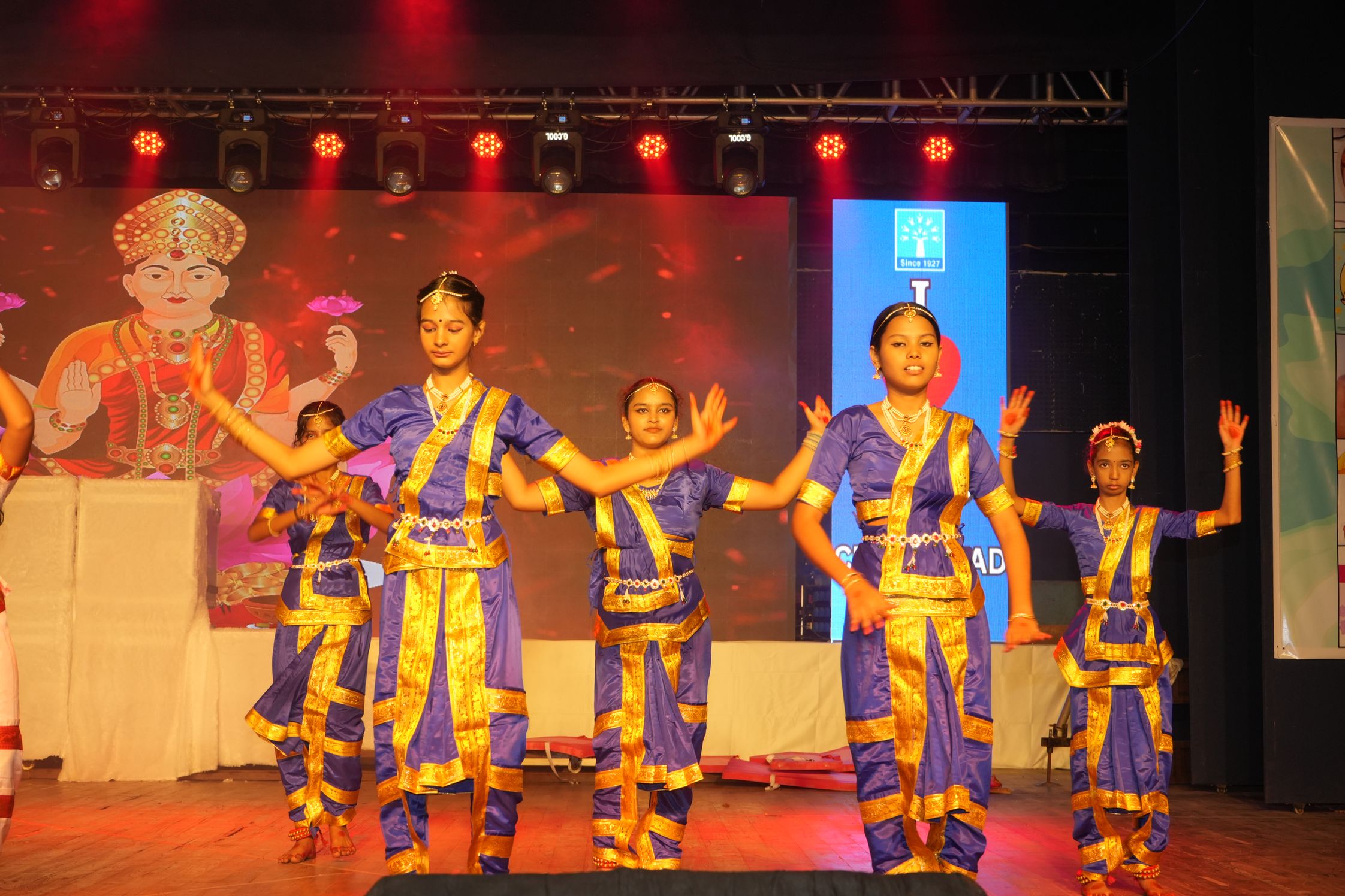 AvatarPIS Chinchwad VIII I + VIII J Boys